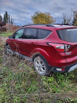 SMASH Cars Canada | Junk Car Removal of a Red Ford Escape for Scrap Metal Recycling