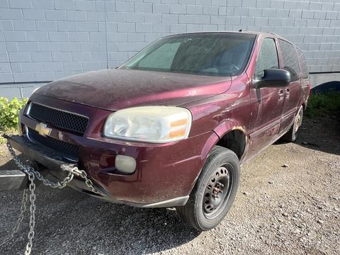 SMASH Cars Canada | Chevrolet Minivan for Scrap Metal Recycling